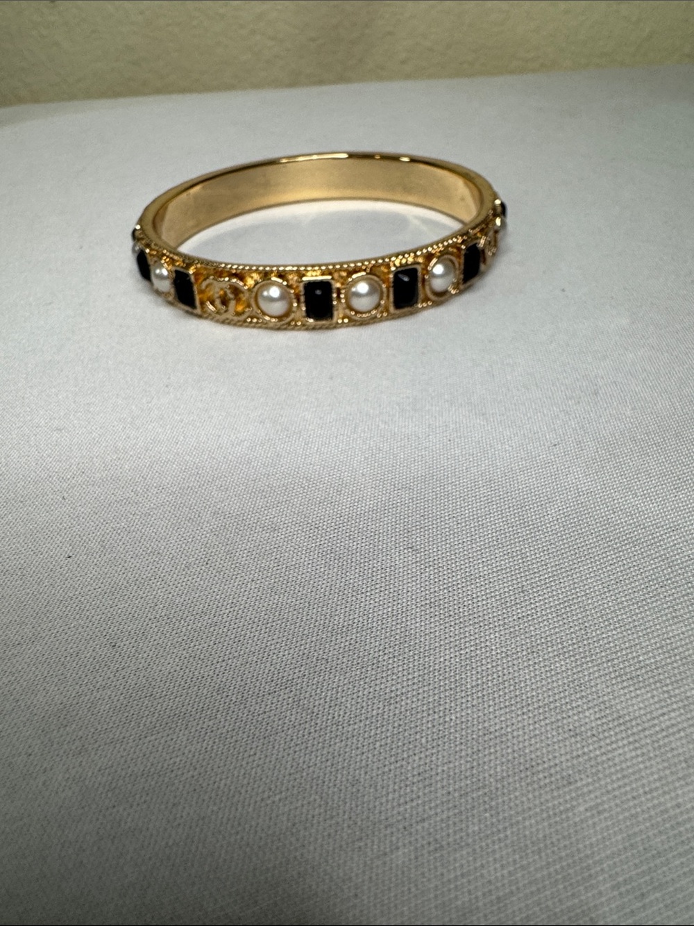 Gold-Tone Pearl & Black Enamel Bangle Bracelet